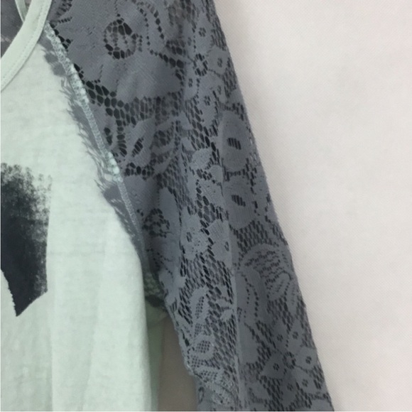 We the Free‎ Thunder Moon Lace
Sleeve Shirt Size M Baseball T-Shirt - Picture 2 of 6